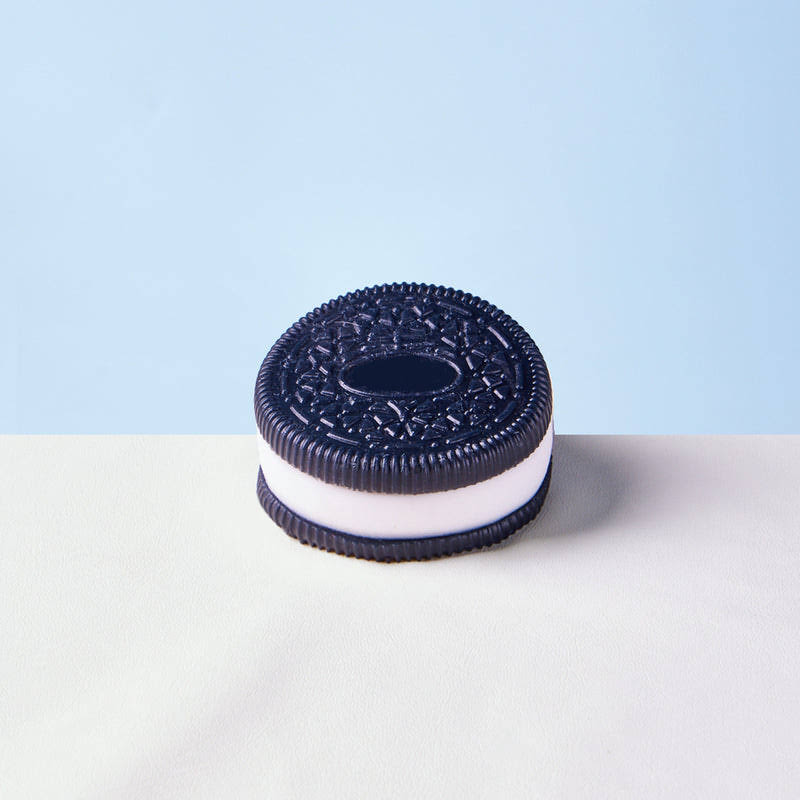 Medium Black-white Cookie Sandwich Taba Squishy