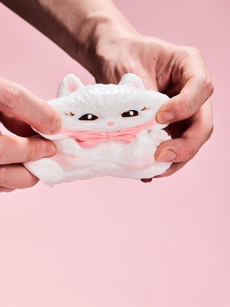 Alternative view of White Cat with Pink Bow Taba Squishy