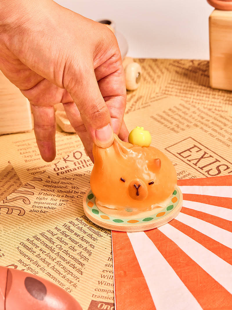 Alternative view of Capybara Taba Squishy