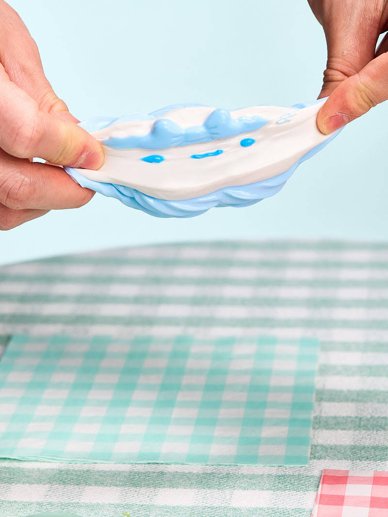 Alternative view of Blue Puppy Cake Taba Squishy